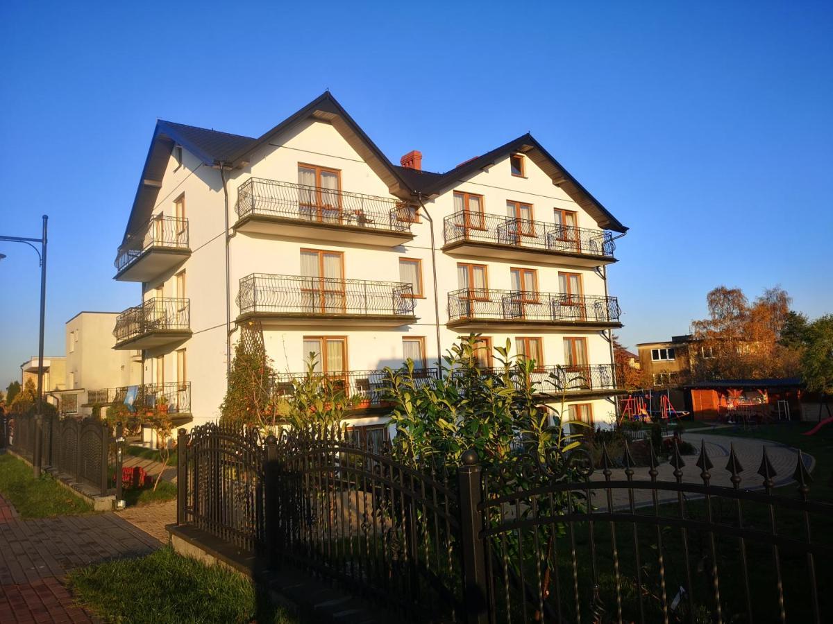 Roza Wiatrow Wladyslawowo Apartment Exterior photo